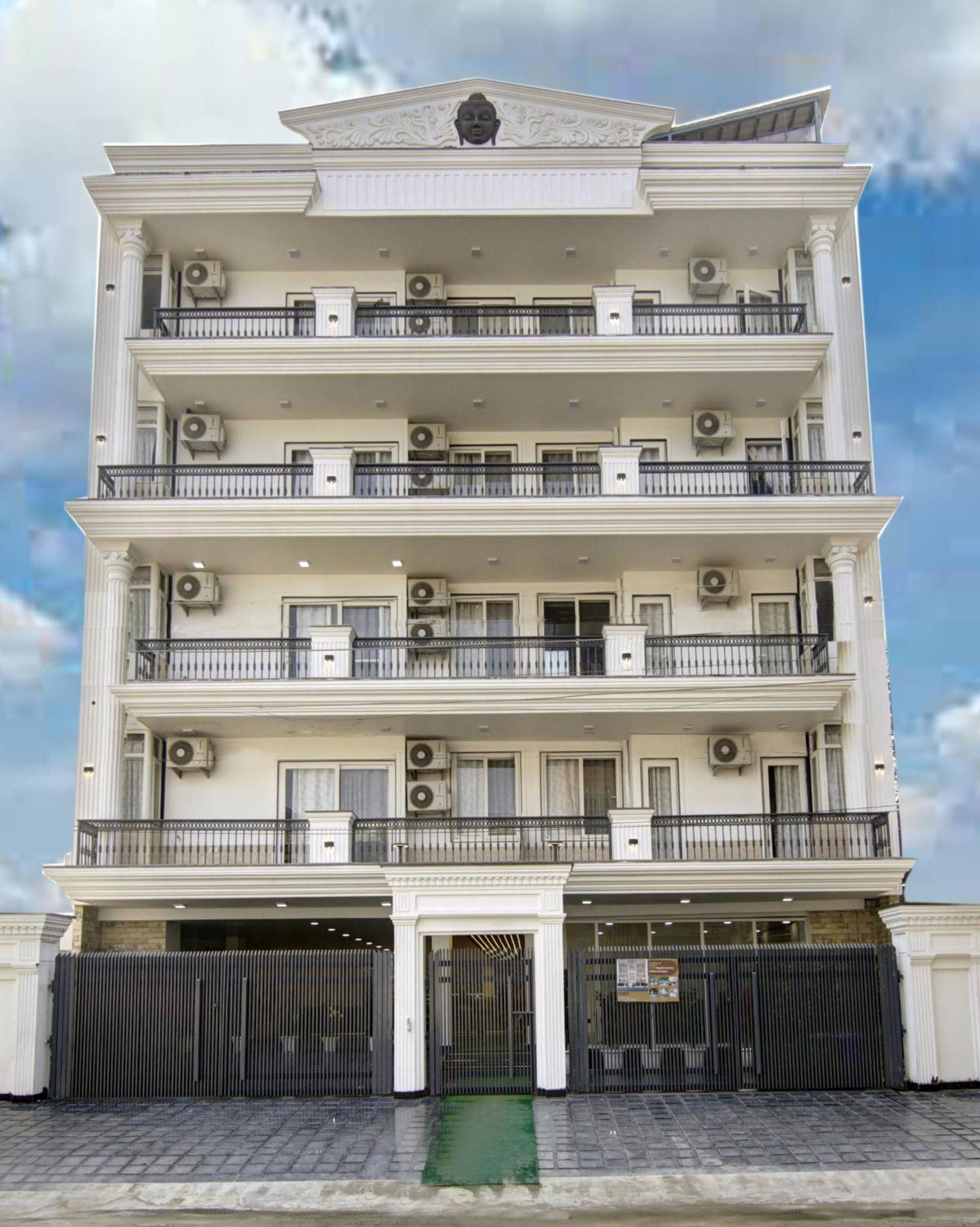 Aparthotel Anandam Club House à Gurgaon Extérieur photo